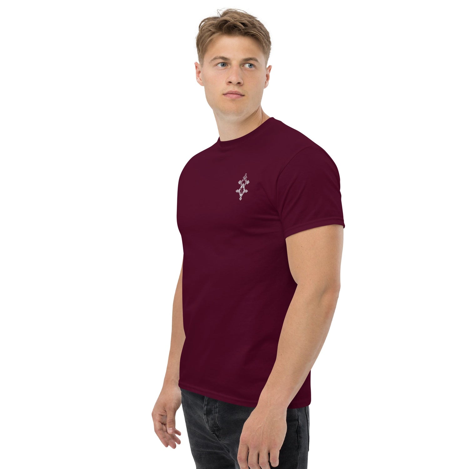 Men wearing burgundy classic tee made of 100% cotton with taped neck and double seam sleeves