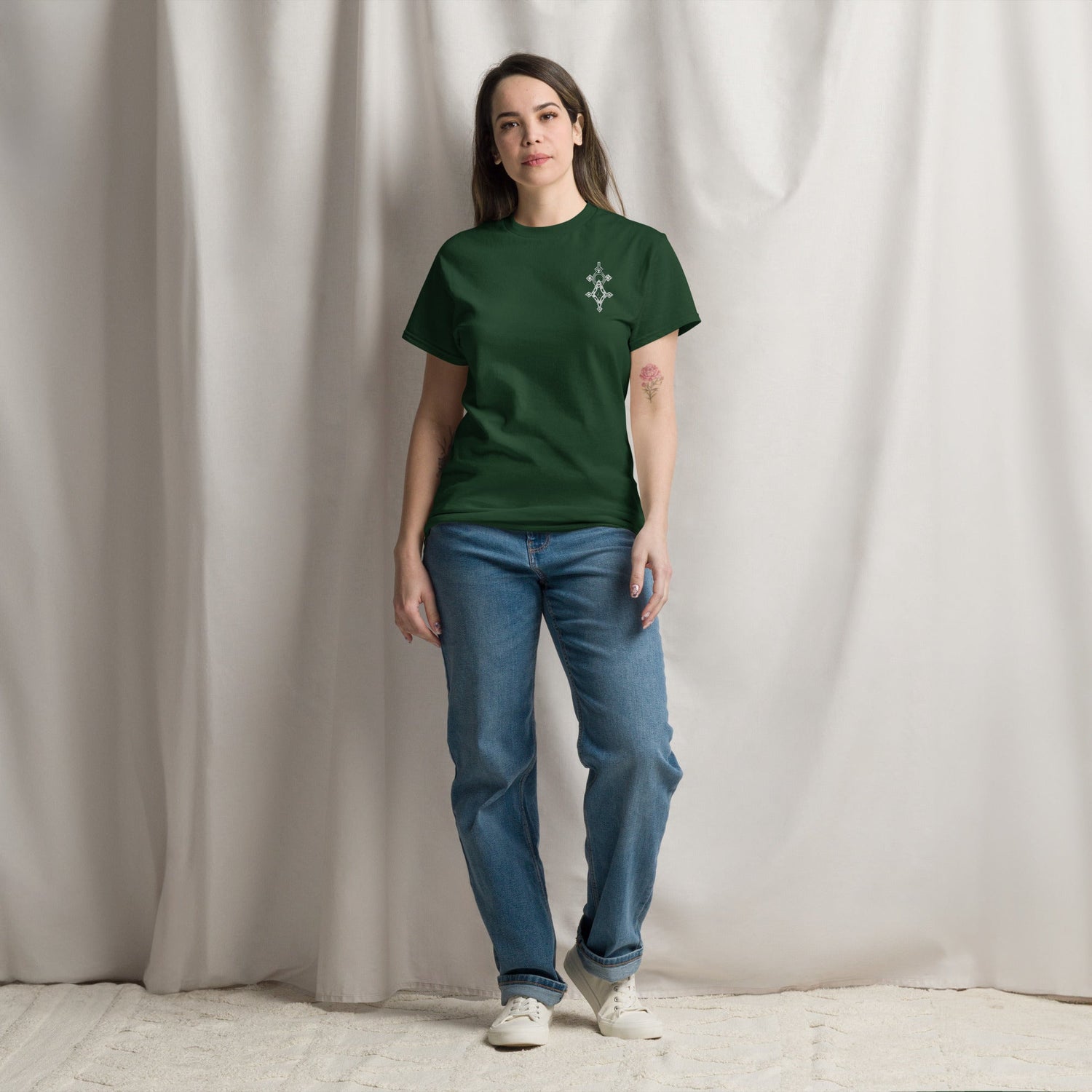 Women classic tee